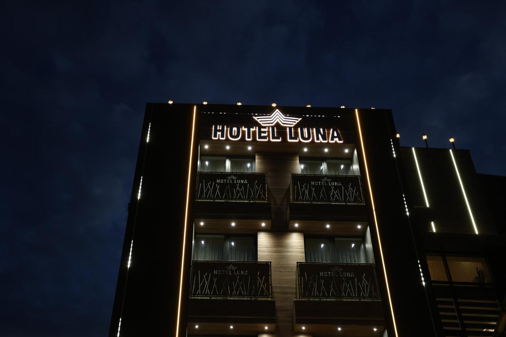 Hotel Luna Πρίζρεν Εξωτερικό φωτογραφία
