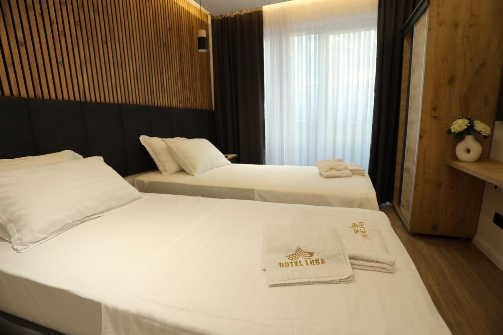 Hotel Luna Πρίζρεν Εξωτερικό φωτογραφία